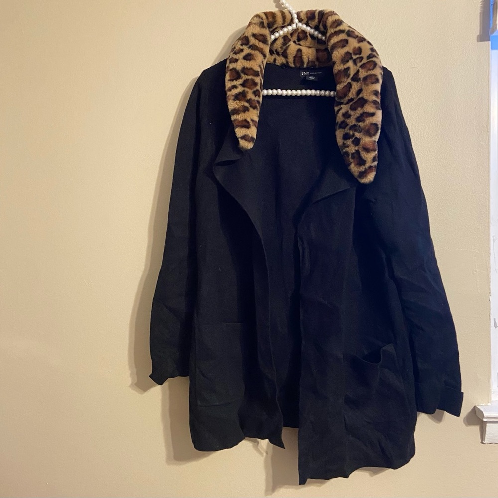 Jones NY Sweater Black Cardigan Leopard Print Detachable Collar Soft Stretchy